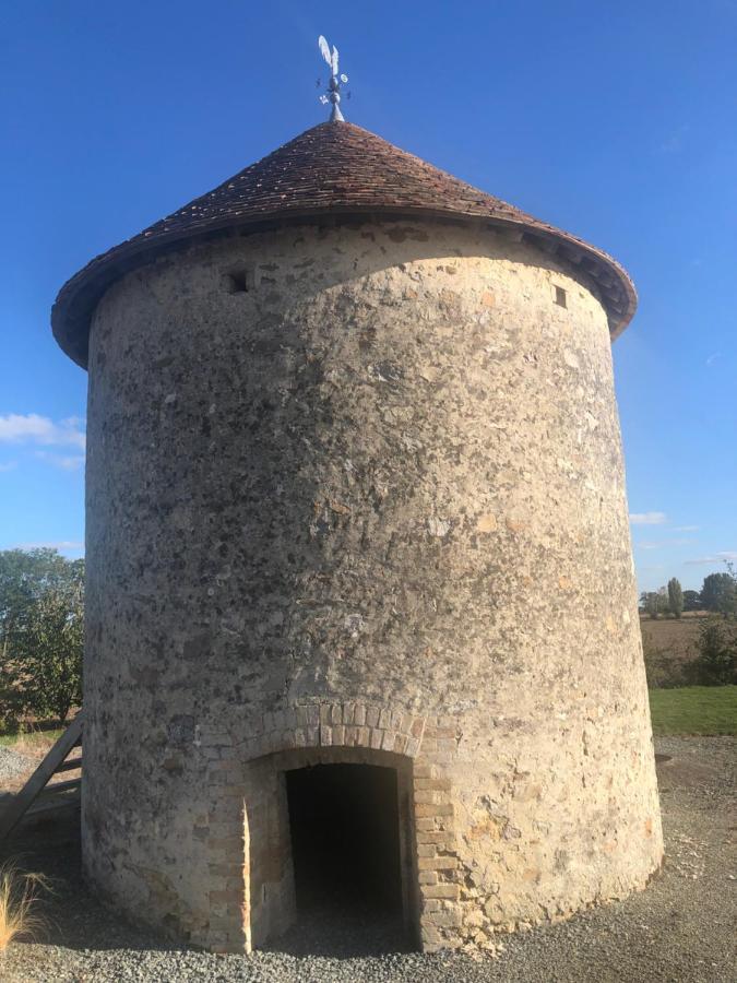 Вілла Maison De Vacances Avec Piscine Interieure - Le Grand Champagne Saint-Victeur Екстер'єр фото